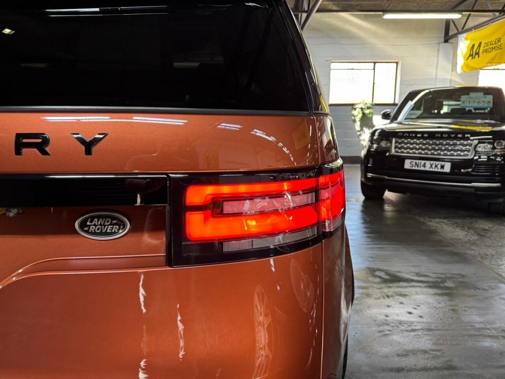 Land Rover Discovery 3L First Edition Orange #6