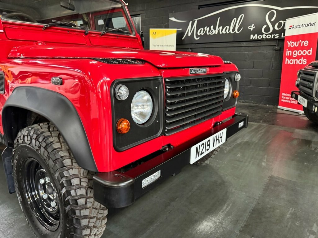 Land Rover Defender 90 2.5 Tdi  #3
