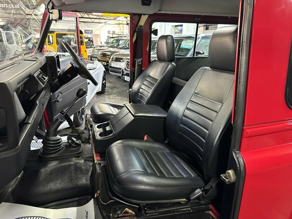 Land Rover Defender 90 2.5 Tdi  #26