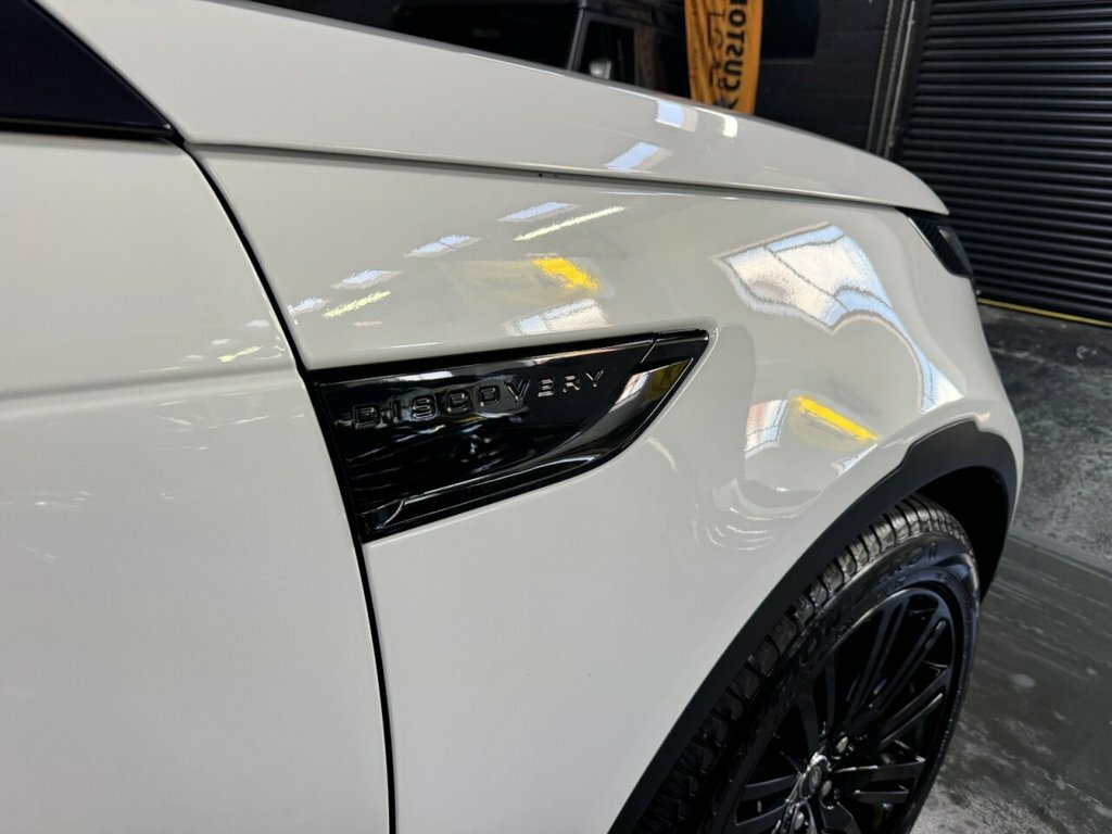 Land Rover Discovery 3L Hse White #5