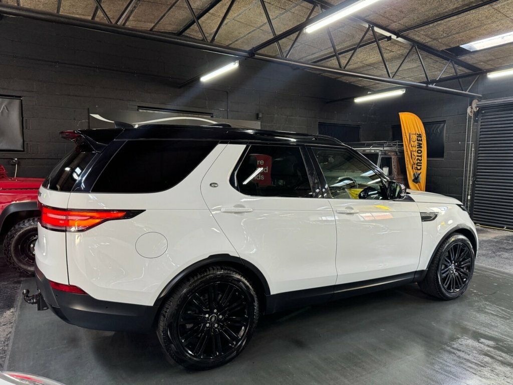 Land Rover Discovery 3L Hse White #2