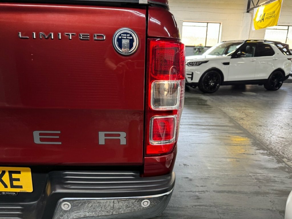 Ford Ranger Pickup White #7