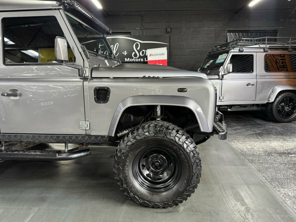Land Rover Defender 90 Suv Grey #3