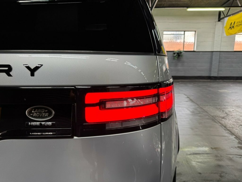 Land Rover Discovery Sdv6 Hse Grey #14