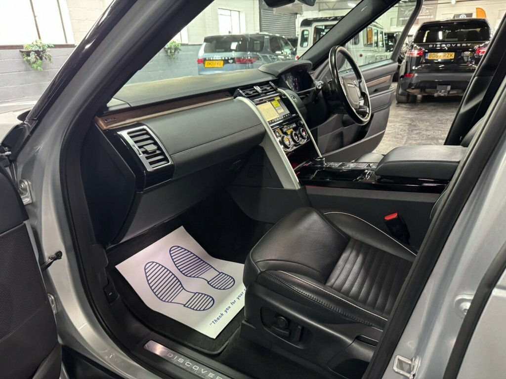 Land Rover Discovery Sdv6 Hse Grey #49