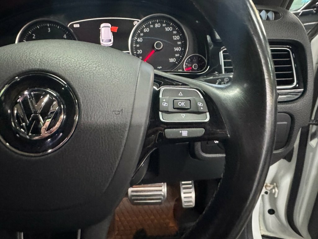 Volkswagen Touareg V6 R-line Tdi Bluemotion Technology 4Wd Black #38