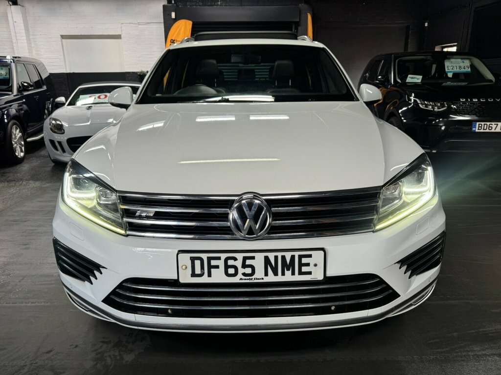Volkswagen Touareg V6 R-line Tdi Bluemotion Technology 4Wd Black #15