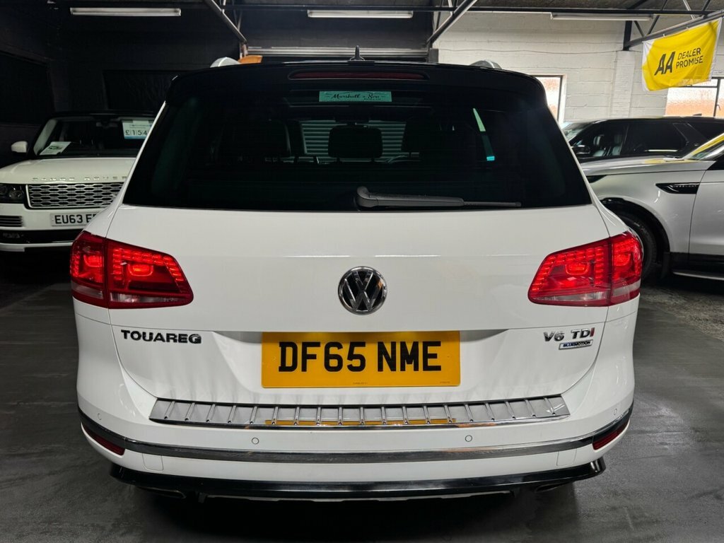 Volkswagen Touareg V6 R-line Tdi Bluemotion Technology 4Wd Black #12