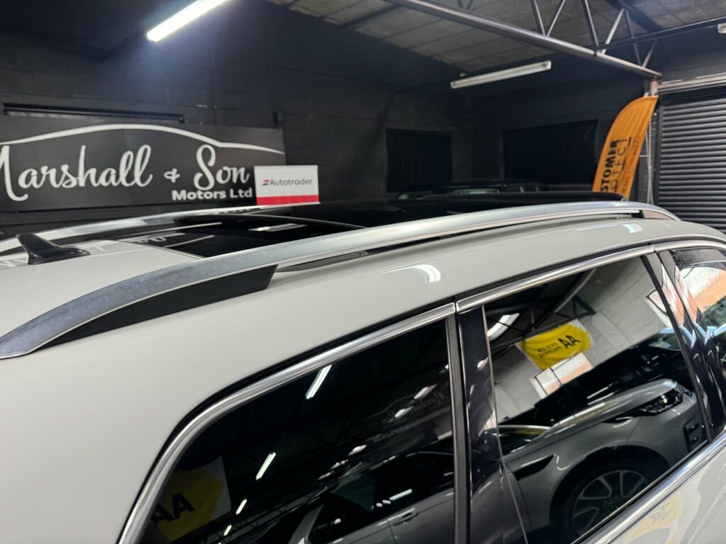 Volkswagen Touareg 3L R-line White #6