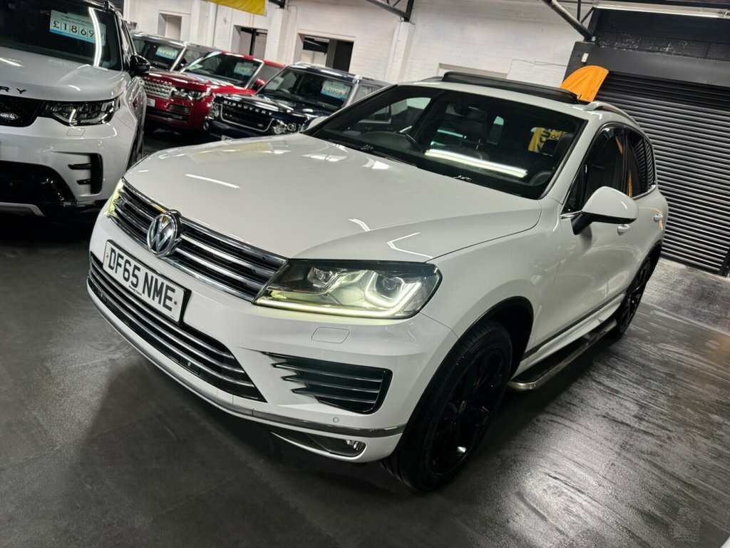 Volkswagen Touareg V6 R-line Tdi Bluemotion Technology 4Wd Black #11