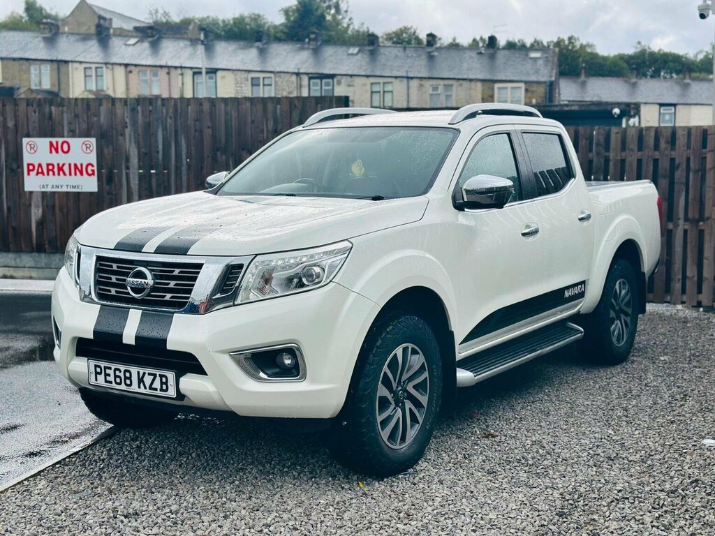 Nissan Navara Double Cab Pick Up Tekna 2.3Dci 190 4Wd Black #8
