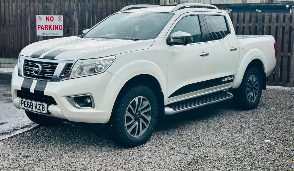 Nissan Navara Double Cab Pick Up Tekna 2.3Dci 190 4Wd Black #9