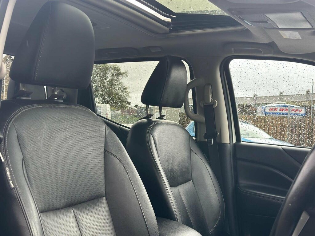Nissan Navara Double Cab Pick Up Tekna 2.3Dci 190 4Wd Black #24