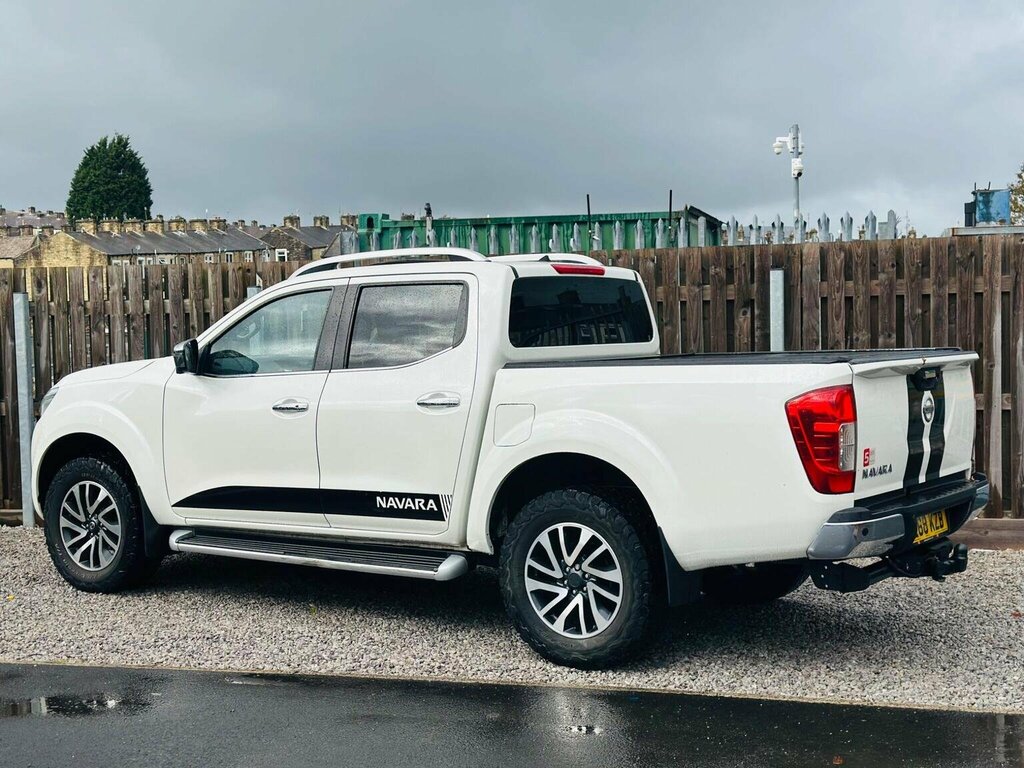 Nissan Navara Double Cab Pick Up Tekna 2.3Dci 190 4Wd Black #12