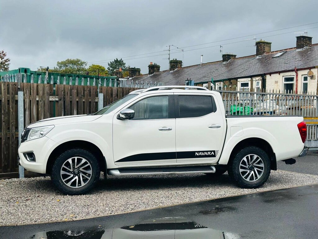 Nissan Navara Double Cab Pick Up Tekna 2.3Dci 190 4Wd Black #10