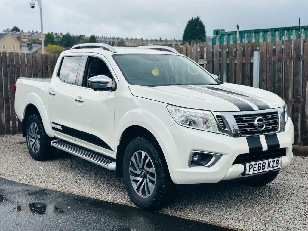 Nissan Navara Double Cab Pick Up Tekna 2.3Dci 190 4Wd Black #32