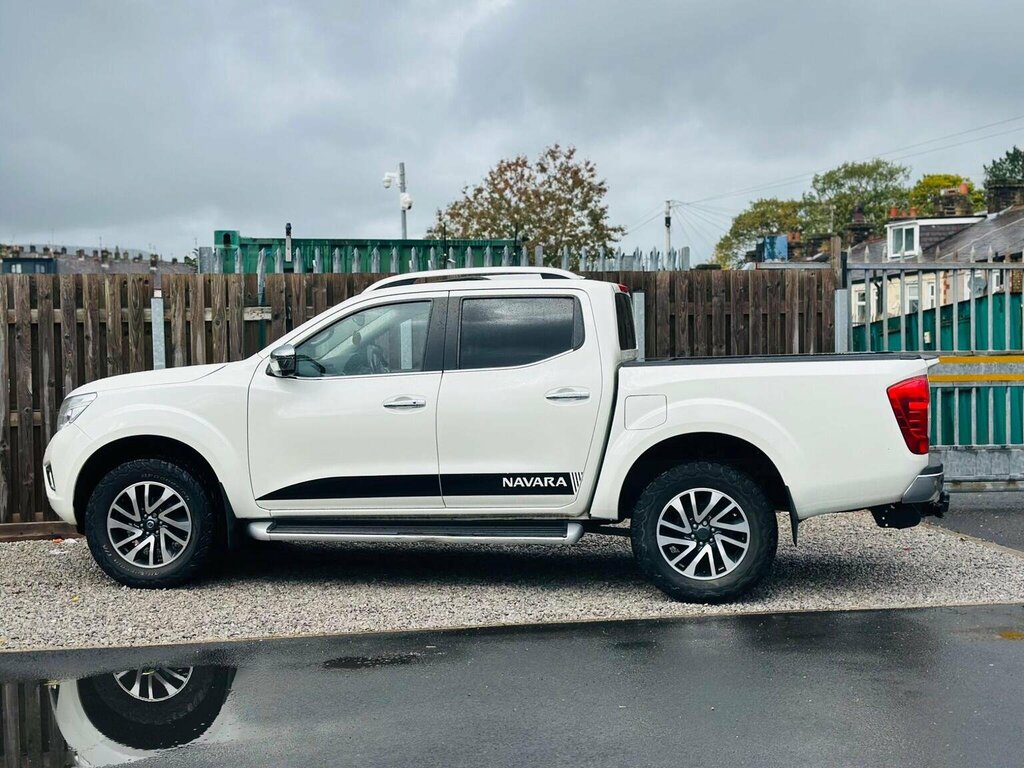 Nissan Navara Double Cab Pick Up Tekna 2.3Dci 190 4Wd Black #11