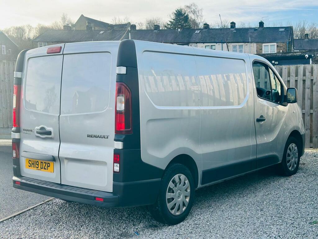 Renault Trafic Renault Trafic Sl28 Energy Dci 120 Sport Nav 9 Sea Grey #9