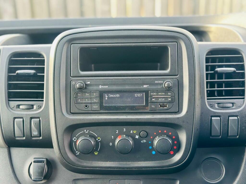 Renault Trafic Renault Trafic Sl28 Energy Dci 120 Sport Nav 9 Sea Grey #20