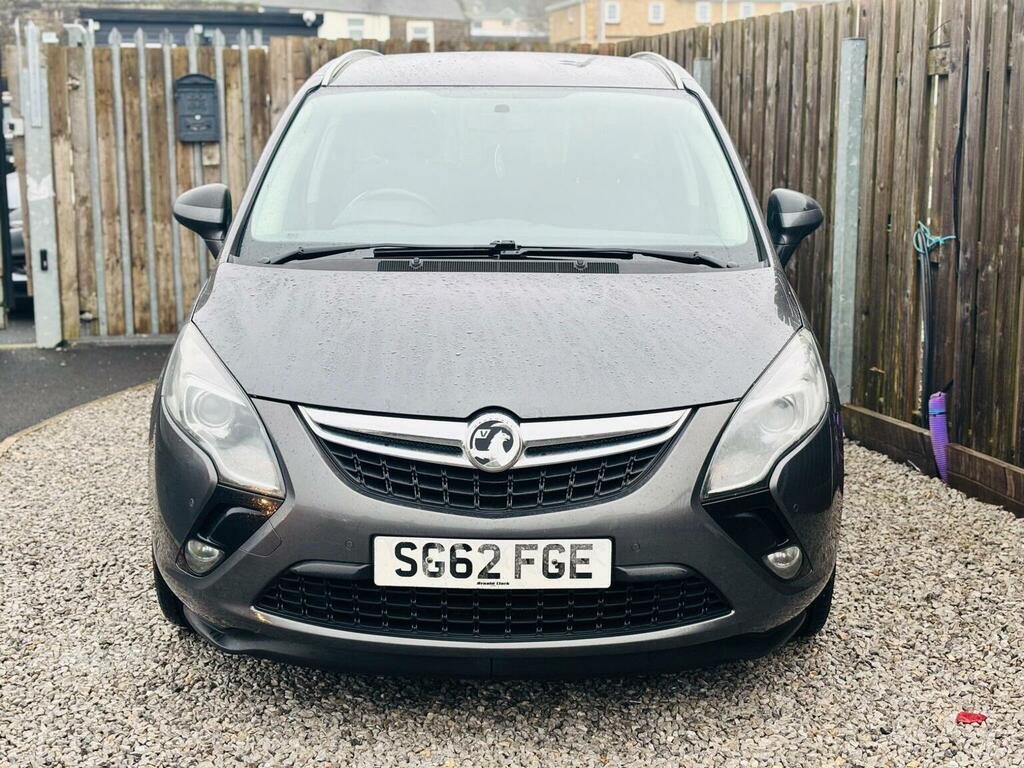 Vauxhall Zafira Tourer Exclusiv 5-Door Silver #9