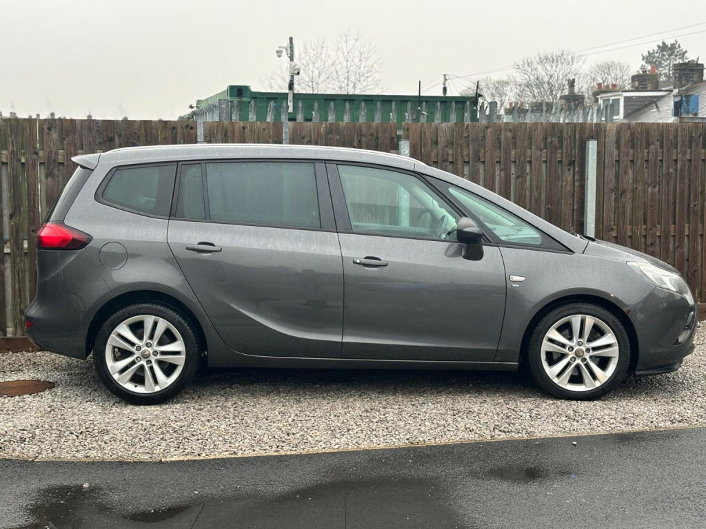 Vauxhall Zafira Tourer Exclusiv 5-Door Silver #25