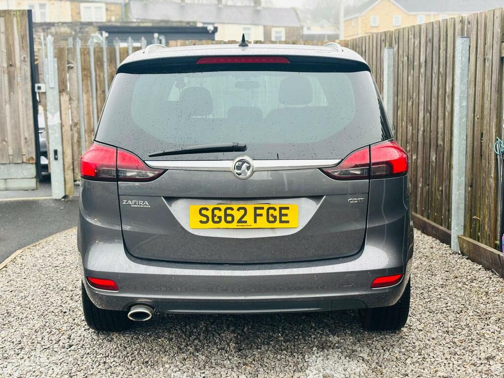 Vauxhall Zafira Tourer Exclusiv 5-Door Silver #15