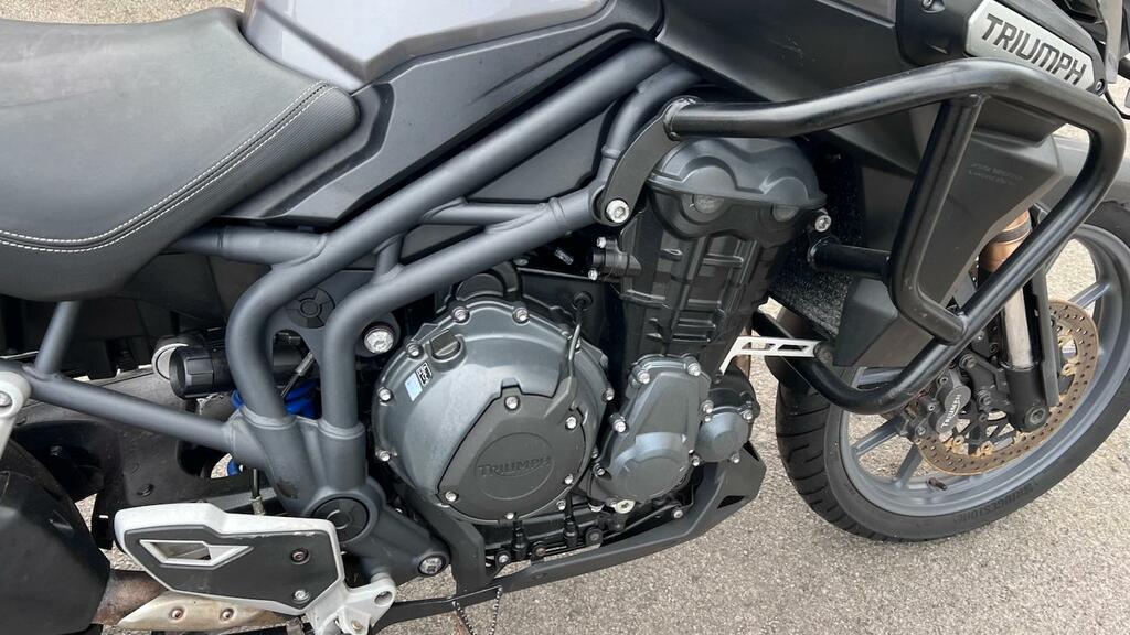 Triumph Tiger Explorer Abs 12My Service History Back Box LV15JVP Grey #5