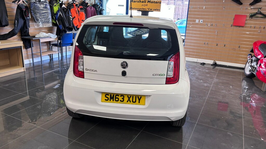 Skoda Citigo 1.0 Mpi 75 Greentech Elegance White #5