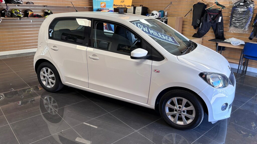 Skoda Citigo 1.0 Mpi 75 Greentech Elegance White