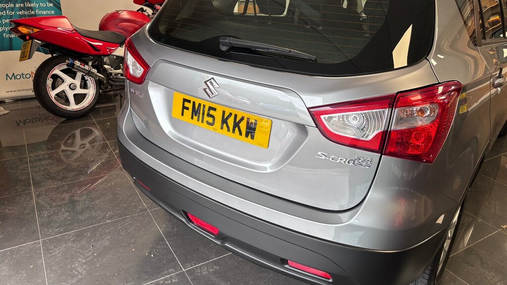 Suzuki SX4 S Cross S-cross Sz-t Buy No White #36