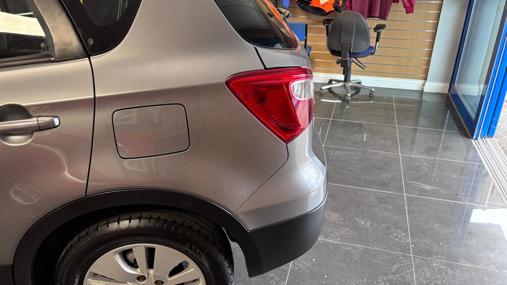 Suzuki SX4 S Cross S-cross Sz-t Buy No White #46