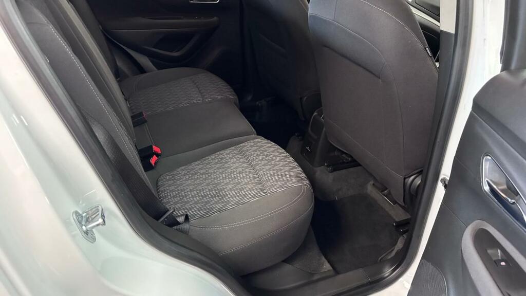 Vauxhall Mokka 1.4T Tech Line White #6