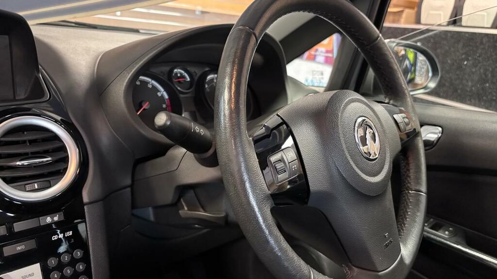 Vauxhall Corsa Excite White #24