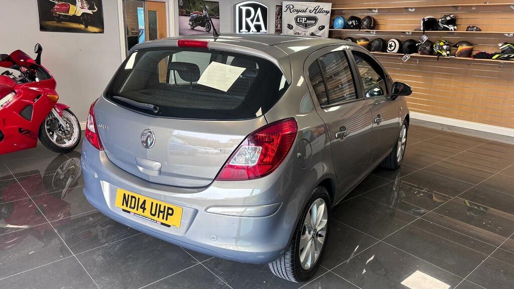 Vauxhall Corsa Excite White #5