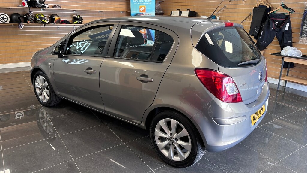 Vauxhall Corsa Excite White #7