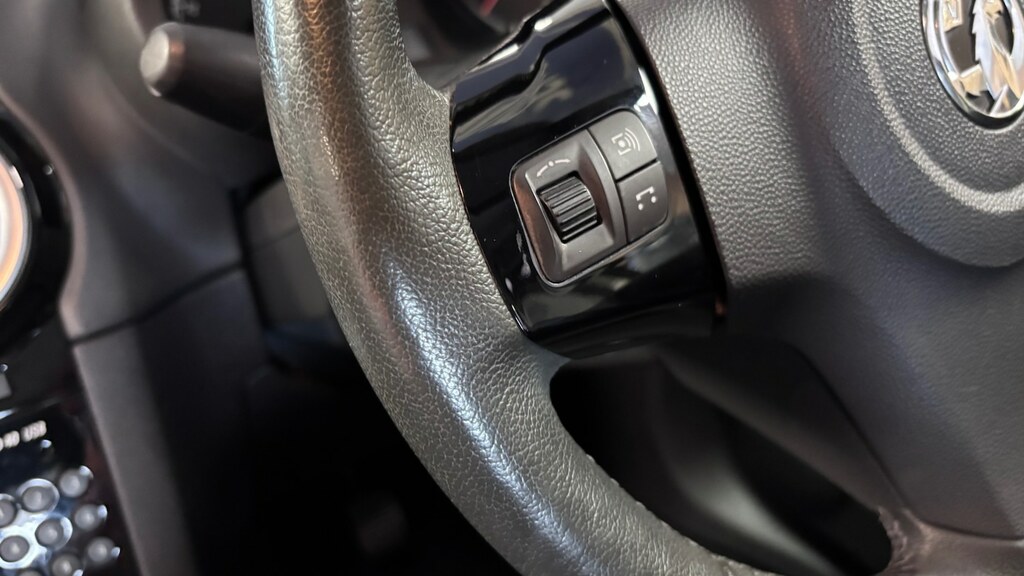 Vauxhall Corsa Excite White #25