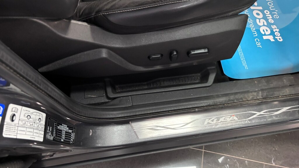 Ford Kuga 2.0 Titanium Tdci 148 Bhp Grey #32