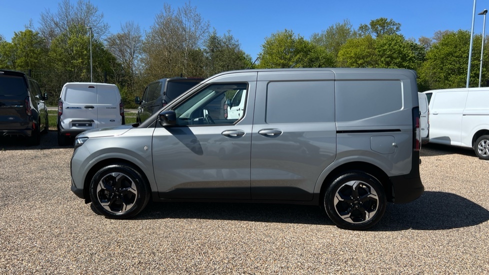 Ford Transit Courier Ford E-transit Courier 100Kw 43Kwh Trend Van AK75EZD Silver #4