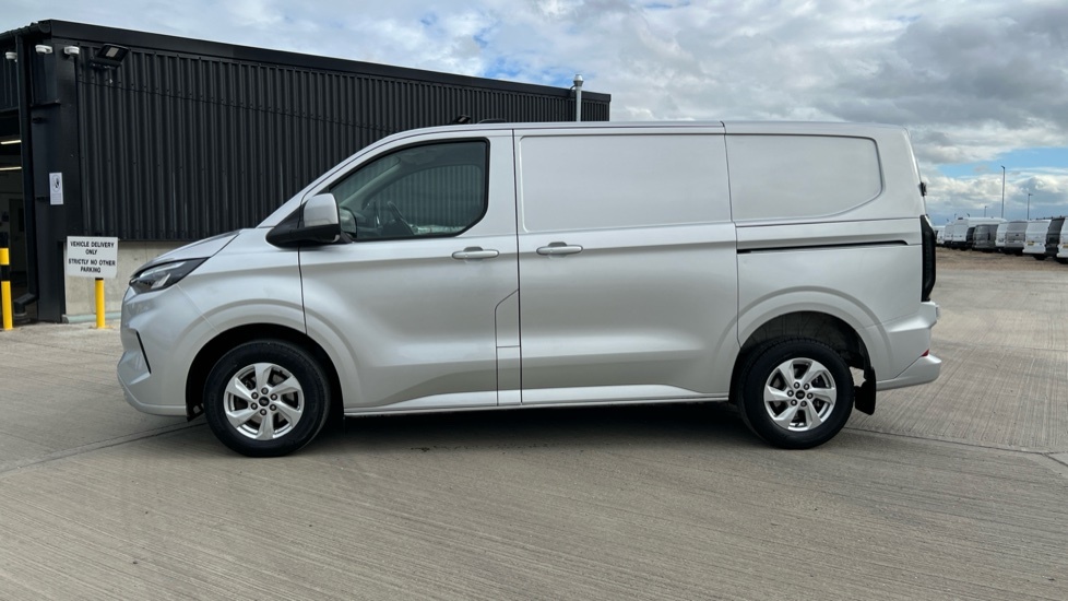 Ford Fiesta Transit Custom 2.0 Ecoblue 136Ps H1 Van Limited LB24VPJ Silver #6