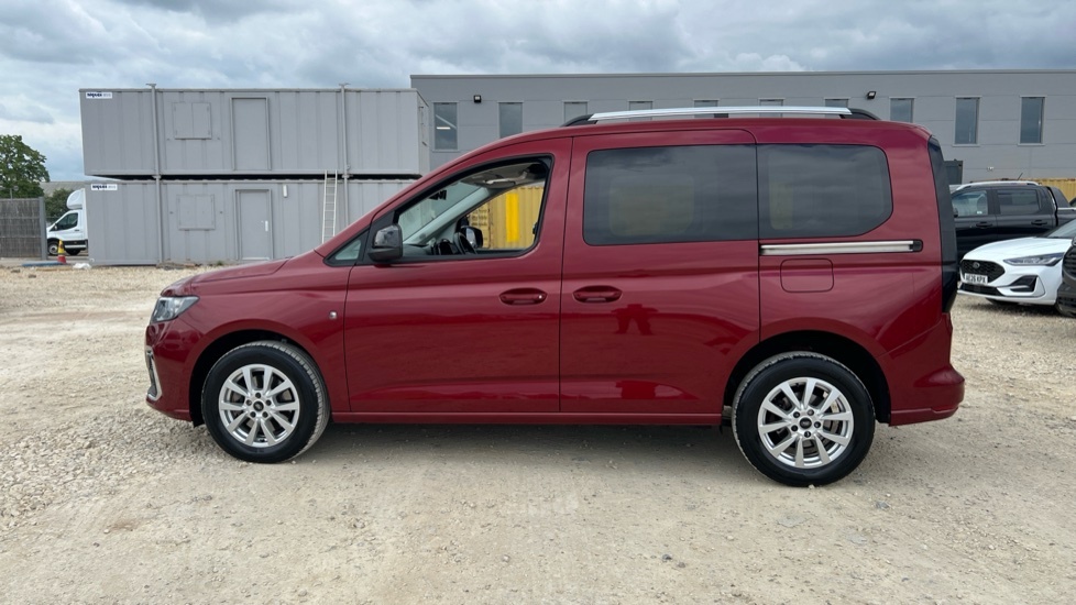 Ford Tourneo Connect Tourneo Connect 2.0 Ecoblue Titanium Red #4