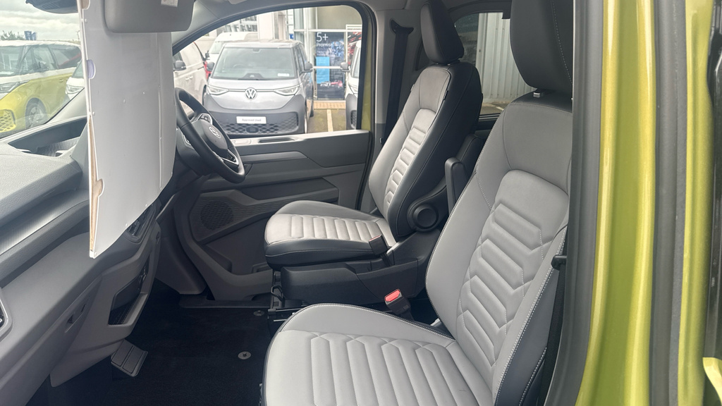 Volkswagen Transporter Shuttle Transporter Shuttle 2.0 Tdi 170Ps Minibus Style Au Green #2