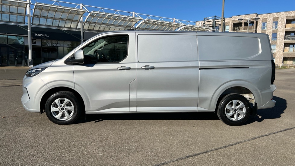 Ford Transit Custom Transit Custom 2.0 Ecoblue 136Ps H1 Van Limited Au DX25KGO Silver #4