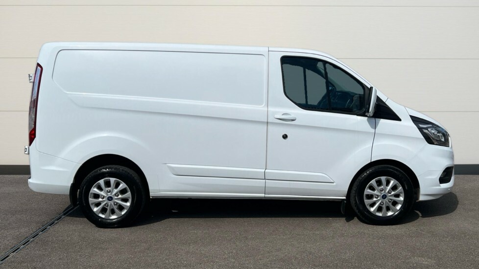 Ford Transit Custom Transit Custom 2.0 Ecoblue 130Ps Low Roof Limited YR21MBO White #5