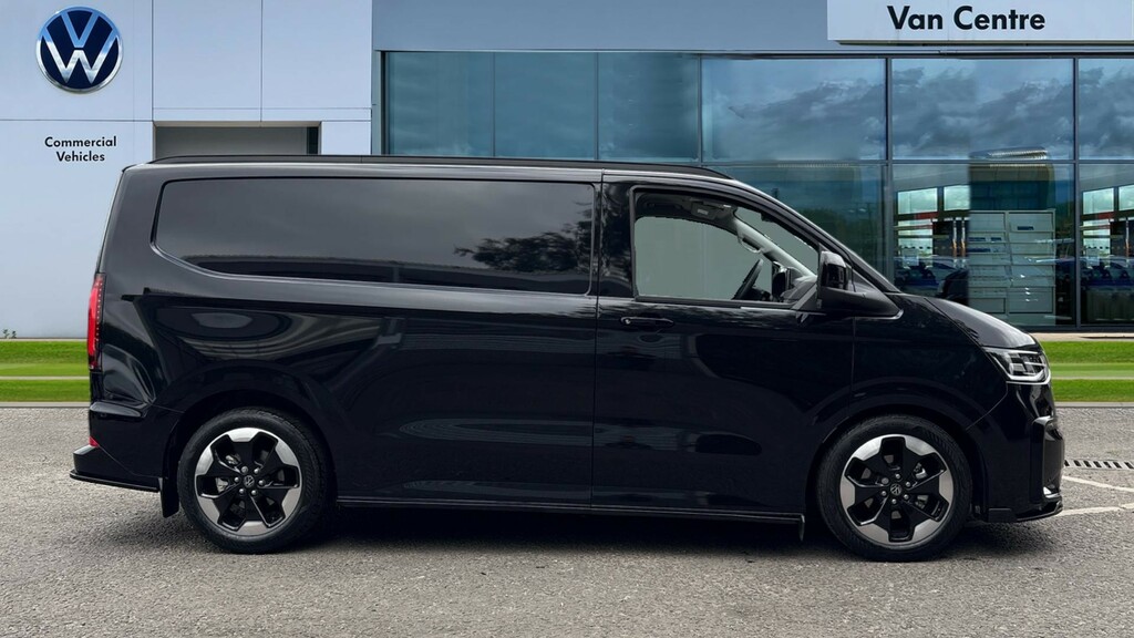 Volkswagen Transporter T30 Panel Van Commerce Pro Swb 170 Ps 2.0 Tdi 8Sp RK26OAJ Black #4