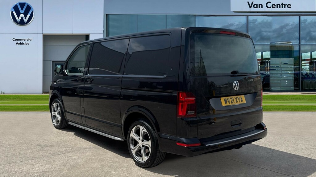 Volkswagen Transporter Transporter 2.0 Bitdi 199 Highline Van Dsg WV21XYA Black #3