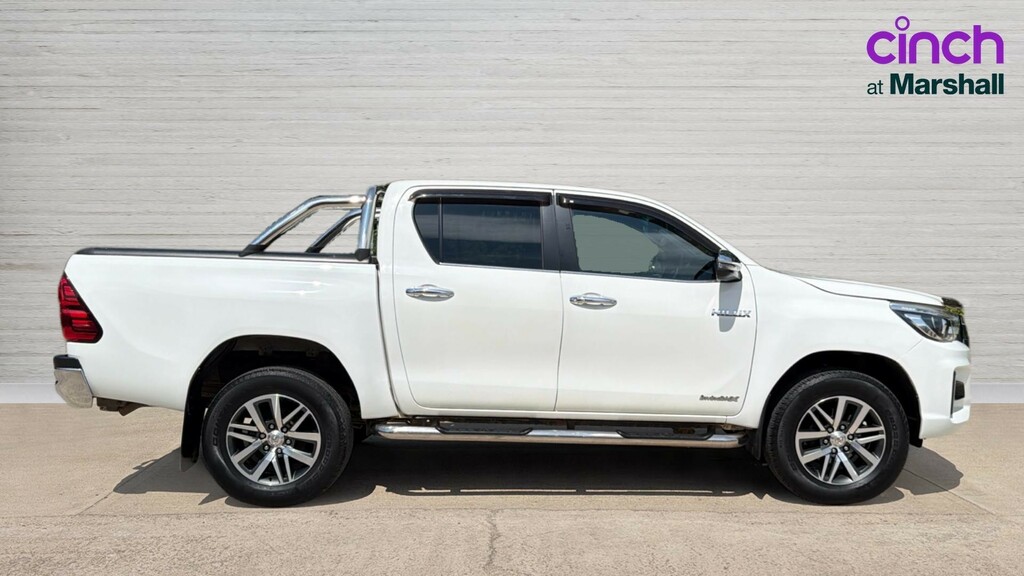 Toyota HILUX Hilux Invincible X Ltd Ed Dcab Pup 2.4 D-4d White #2