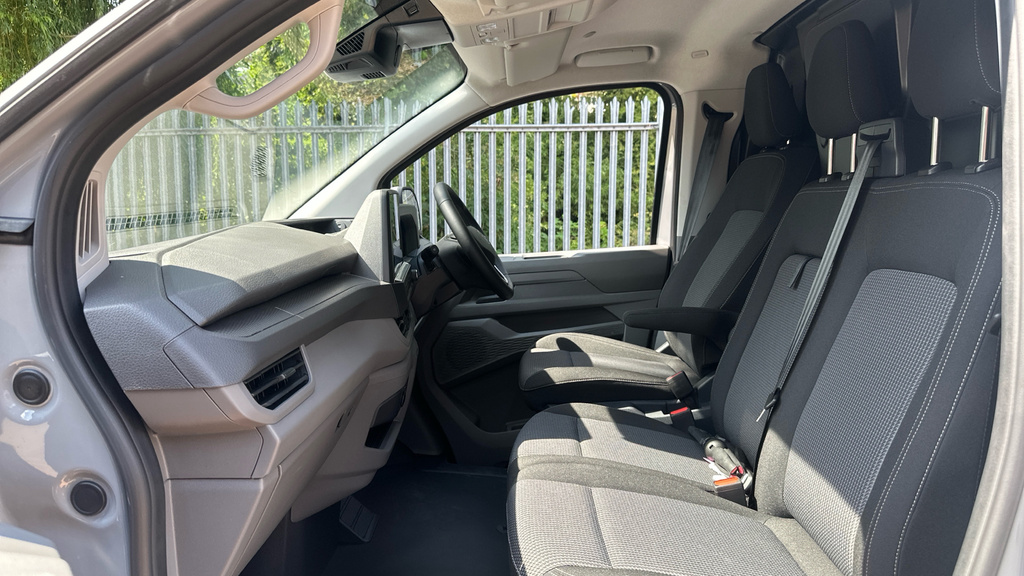 Volkswagen Transporter Transporter 2.0 Tdi 150 Commerce Pro Van Grey #2