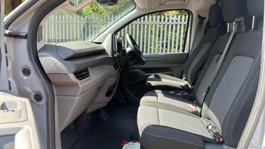 Volkswagen Transporter Transporter 2.0 Tdi 150 Commerce Pro Van Grey #2