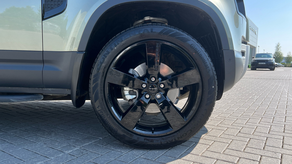 Land Rover Defender 3L X-dynamic Se Black #8