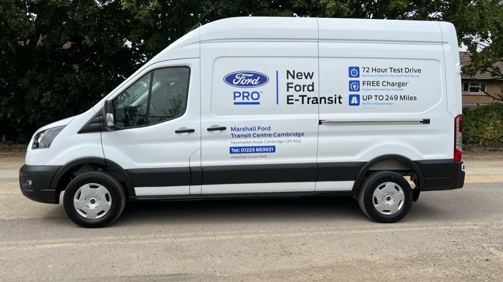 Ford Transit Custom Transit Trend Van 350 L3 68Kwh Battery 135Kwh 18 AE26GBX White #4